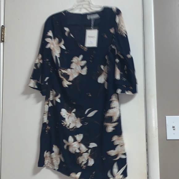 NWT belongsci flower dress - Picture 5 of 7